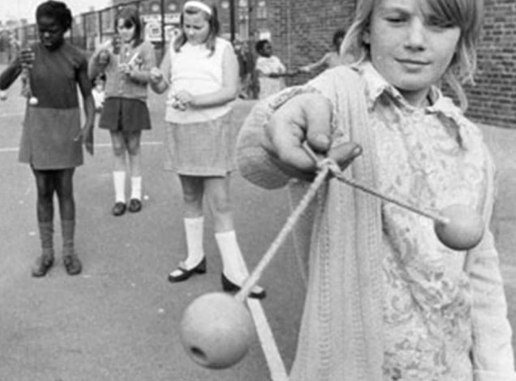 clackers 1970s